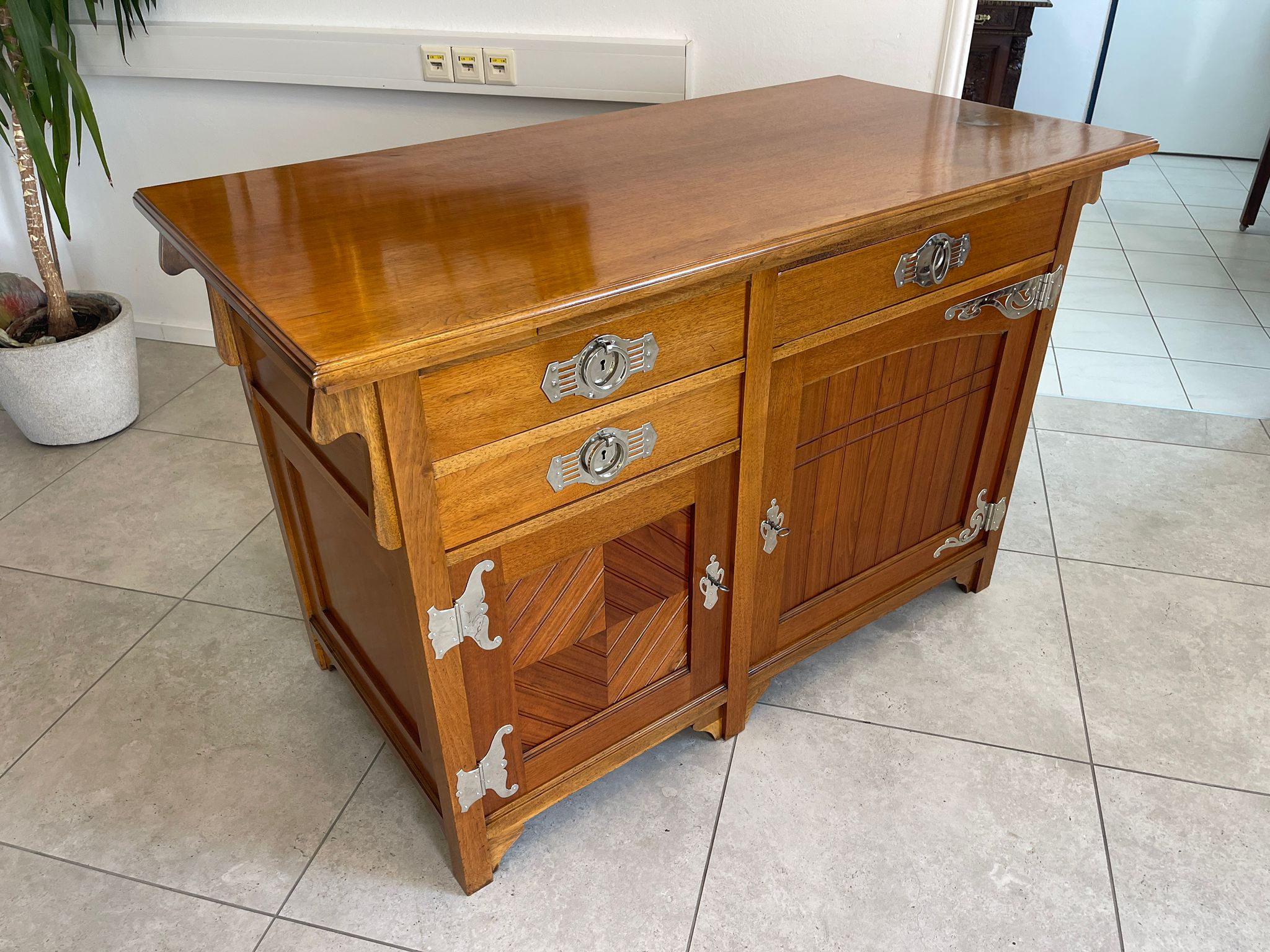 Restaurierte Jugendstil Anrichte Sideboard Traum  A4986