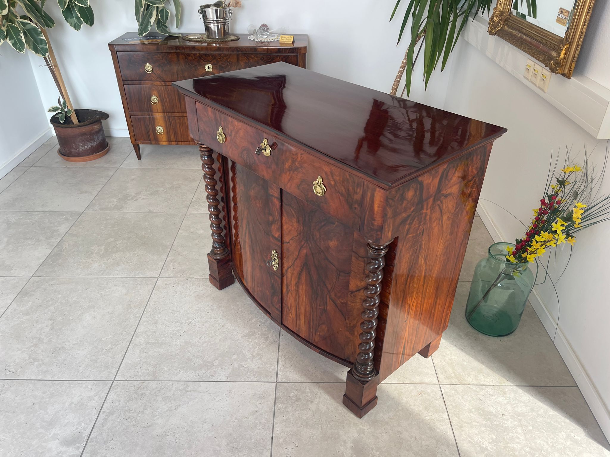 Restaurierte Biedermeier Anrichte Säulentrumeau Antiquität A4655