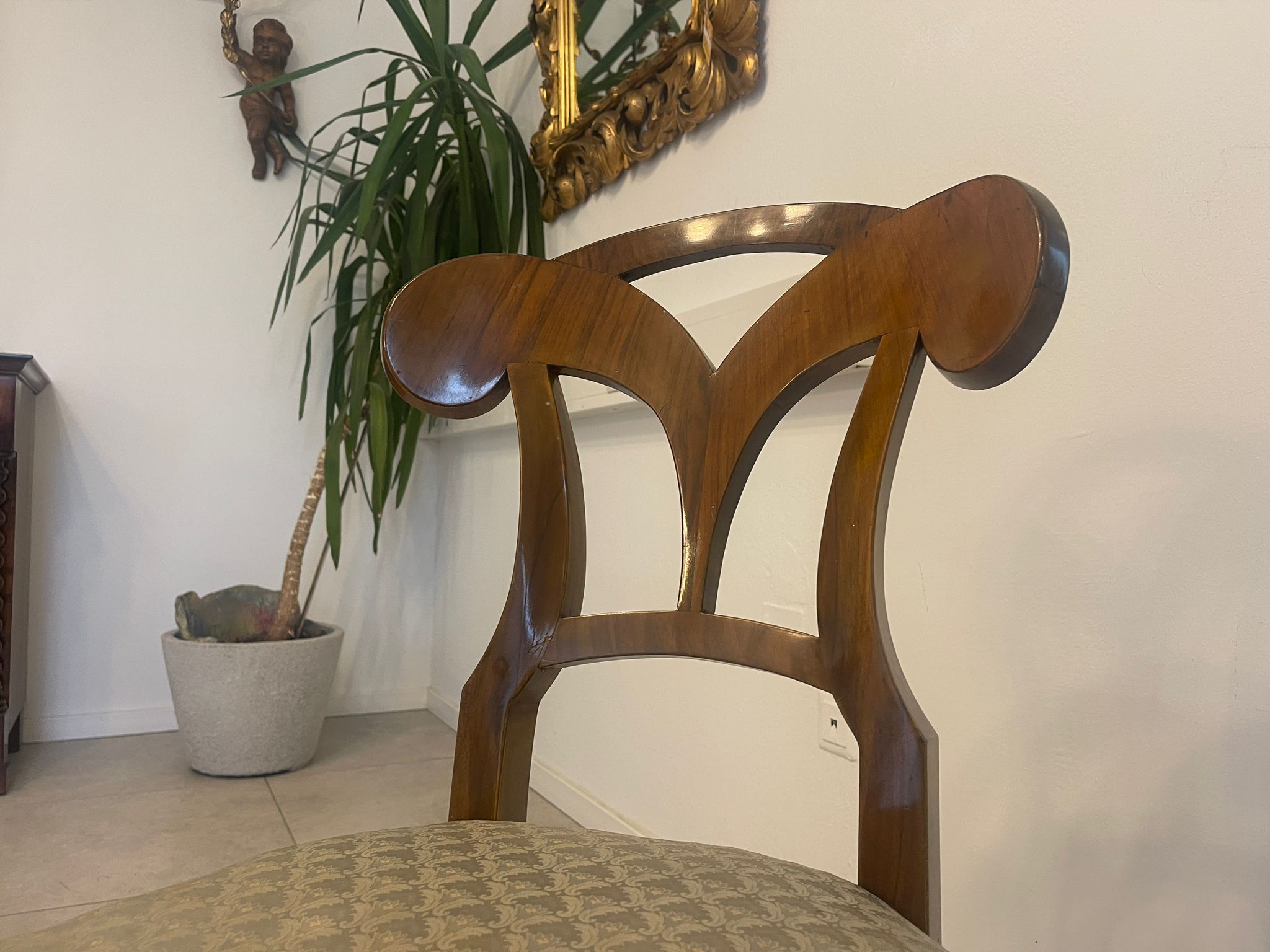 Originaler Biedermeier Sessel Nussholz A4997