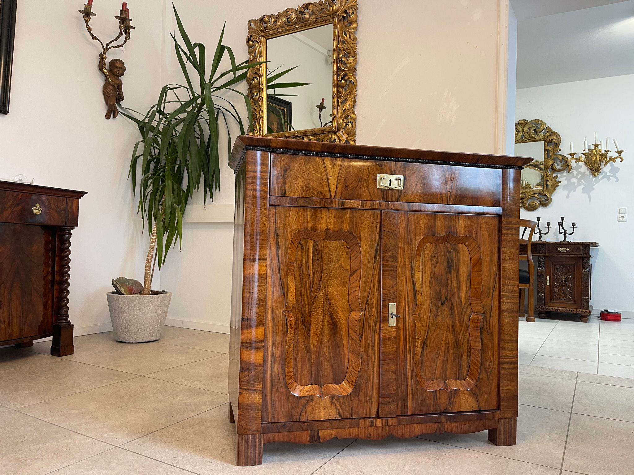 Sale restauriertes Biedermeier Trumeau Anrichte A4952