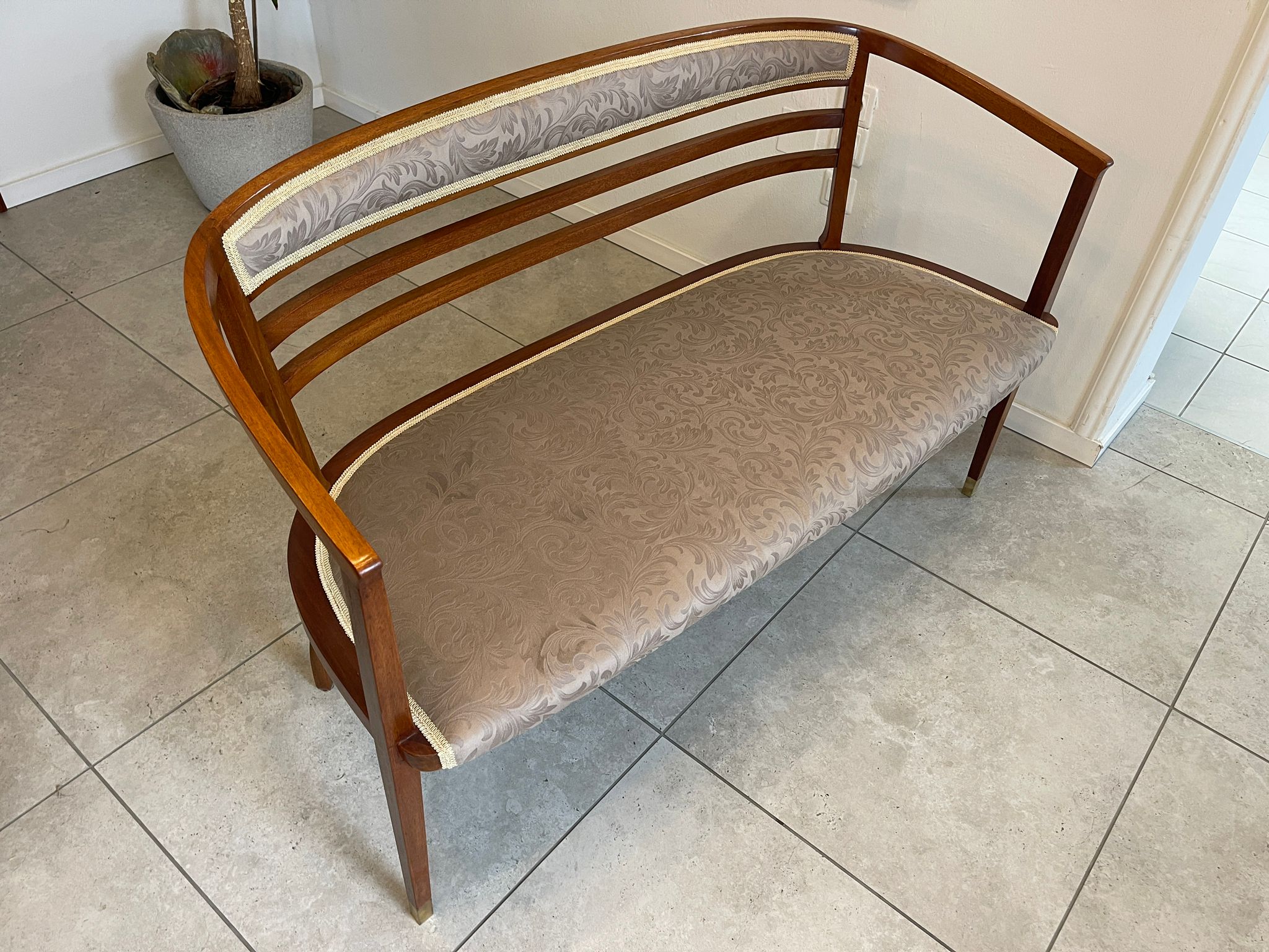 (SALE) Jugendstil  Sofa Restauriert DIWAN COUCH B1993