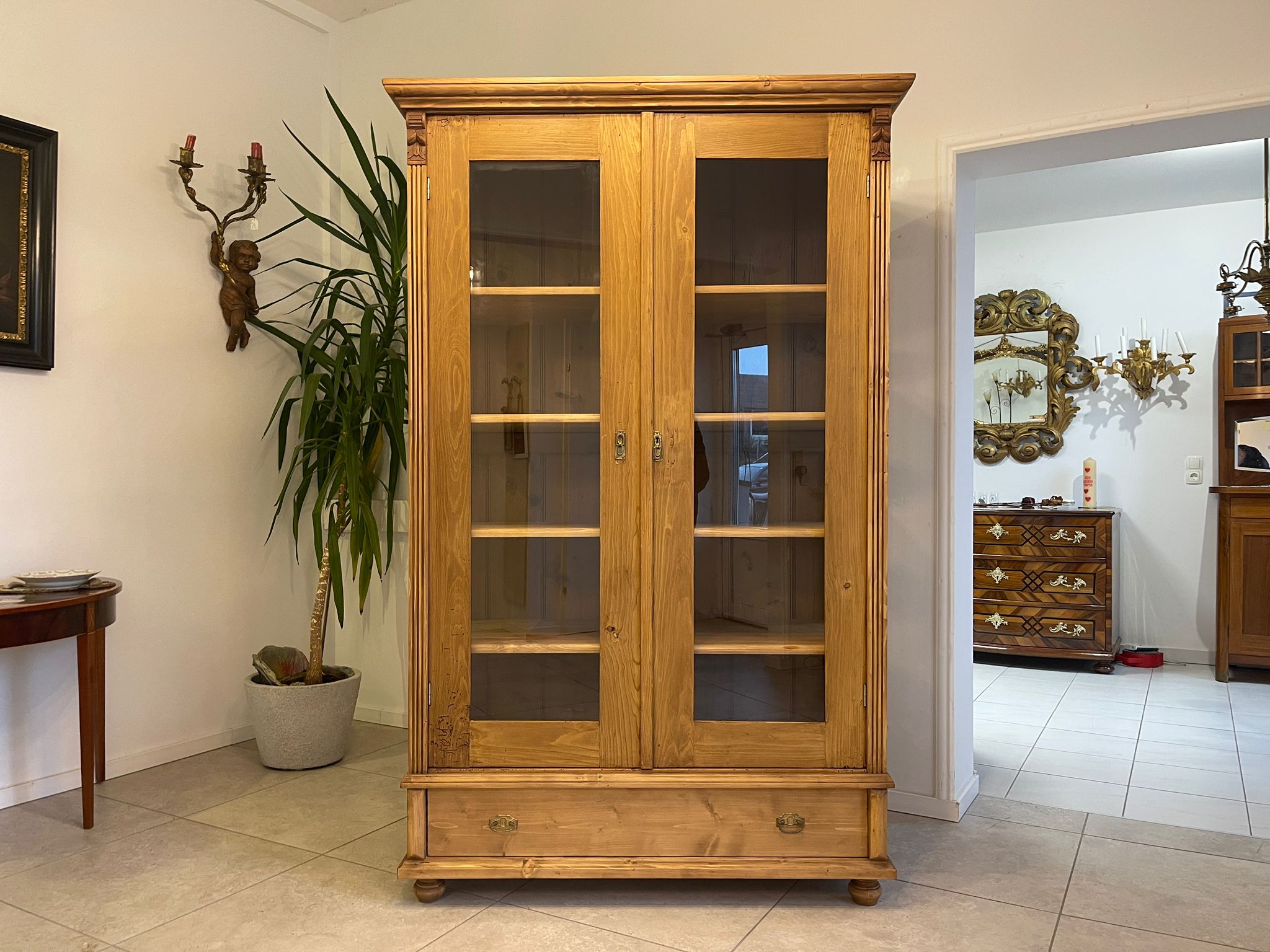 Bäuerliche Vitrine Bauernvitrine Bauernschrank Naturholz Bücherschrank Bauernmöbel A5129