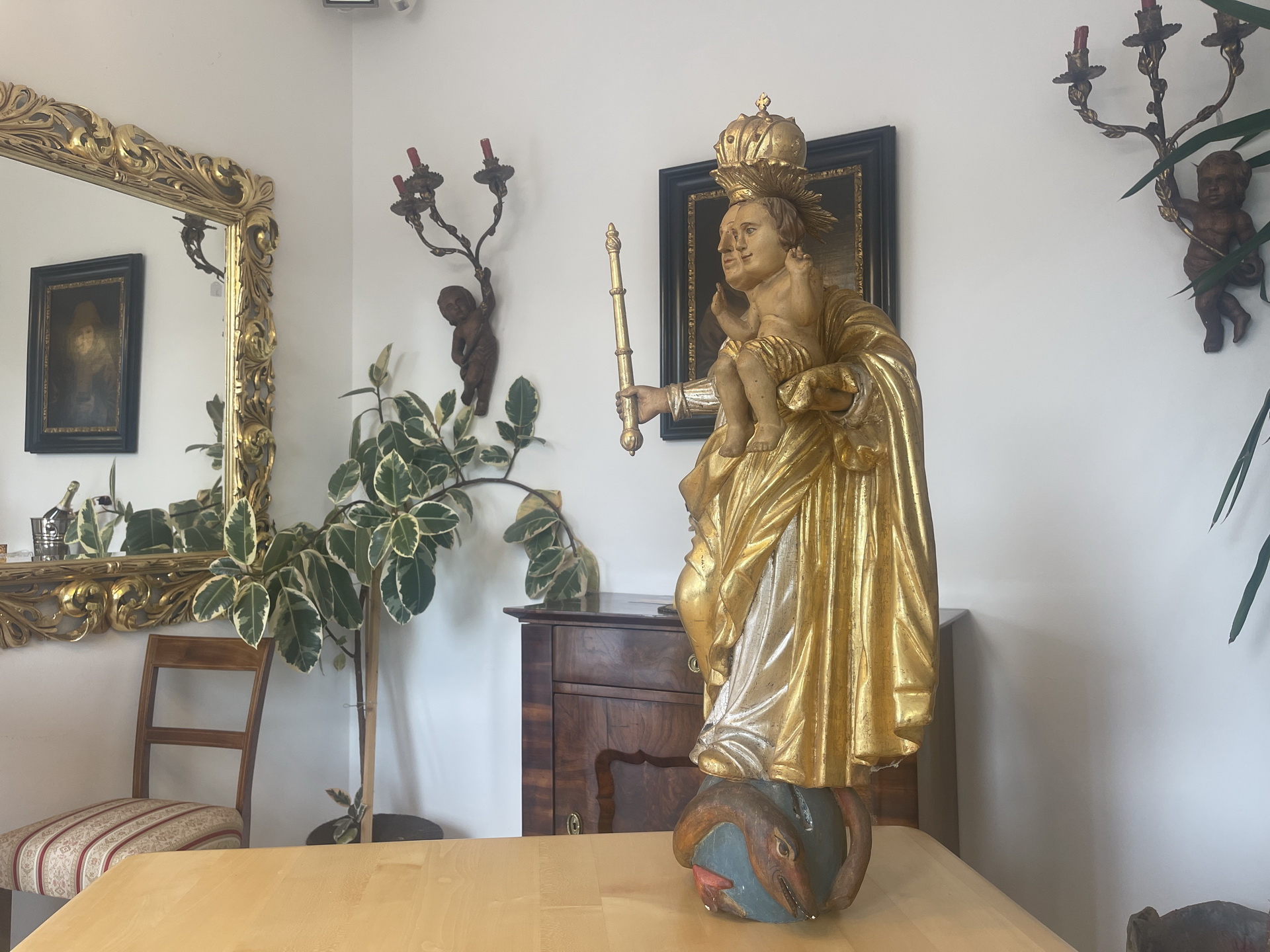 Originale Holzfigur gefaßte Madonna mIt Kind Barockfigur A4273