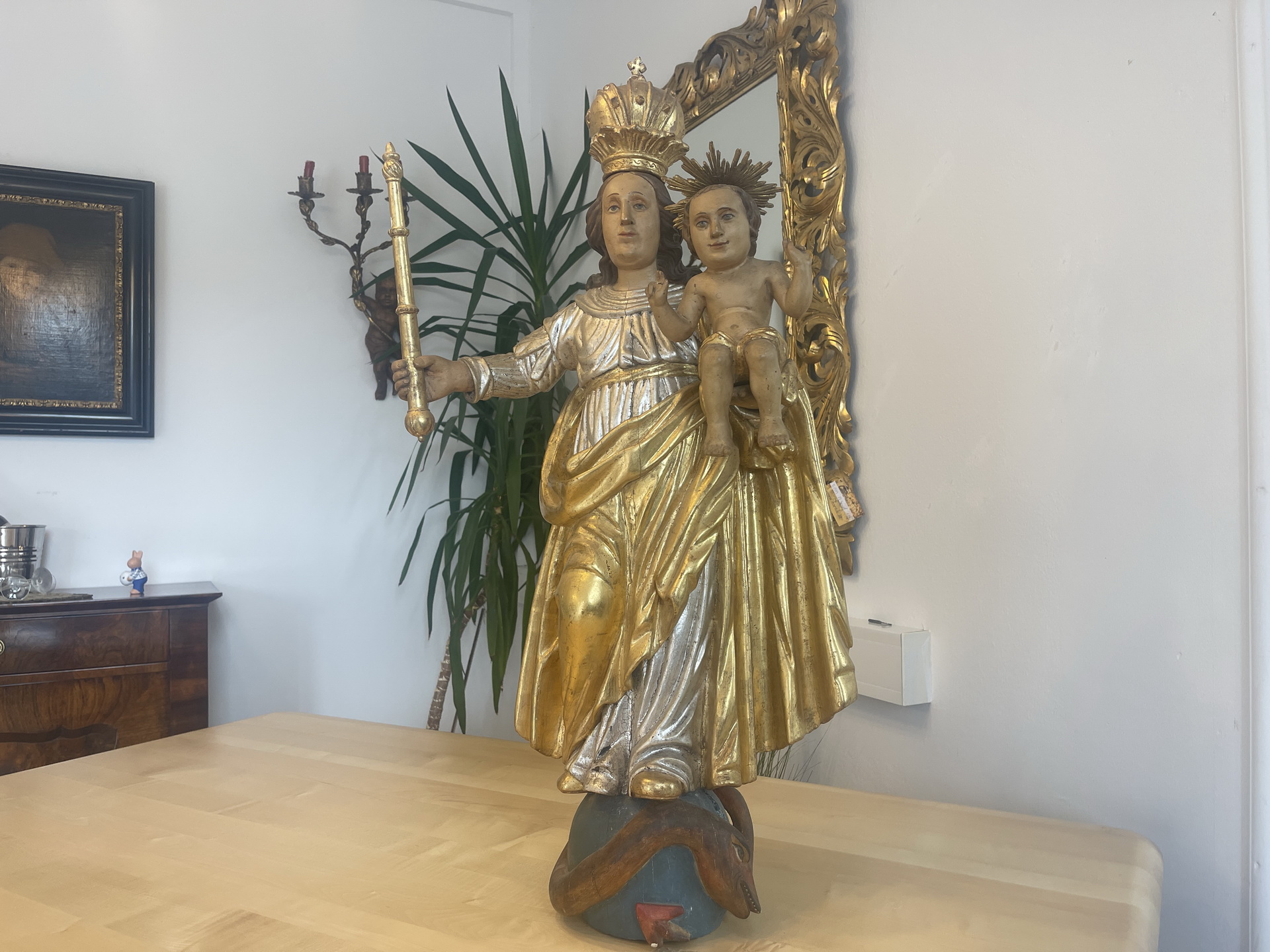 Originale Holzfigur gefaßte Madonna mIt Kind Barockfigur A4273