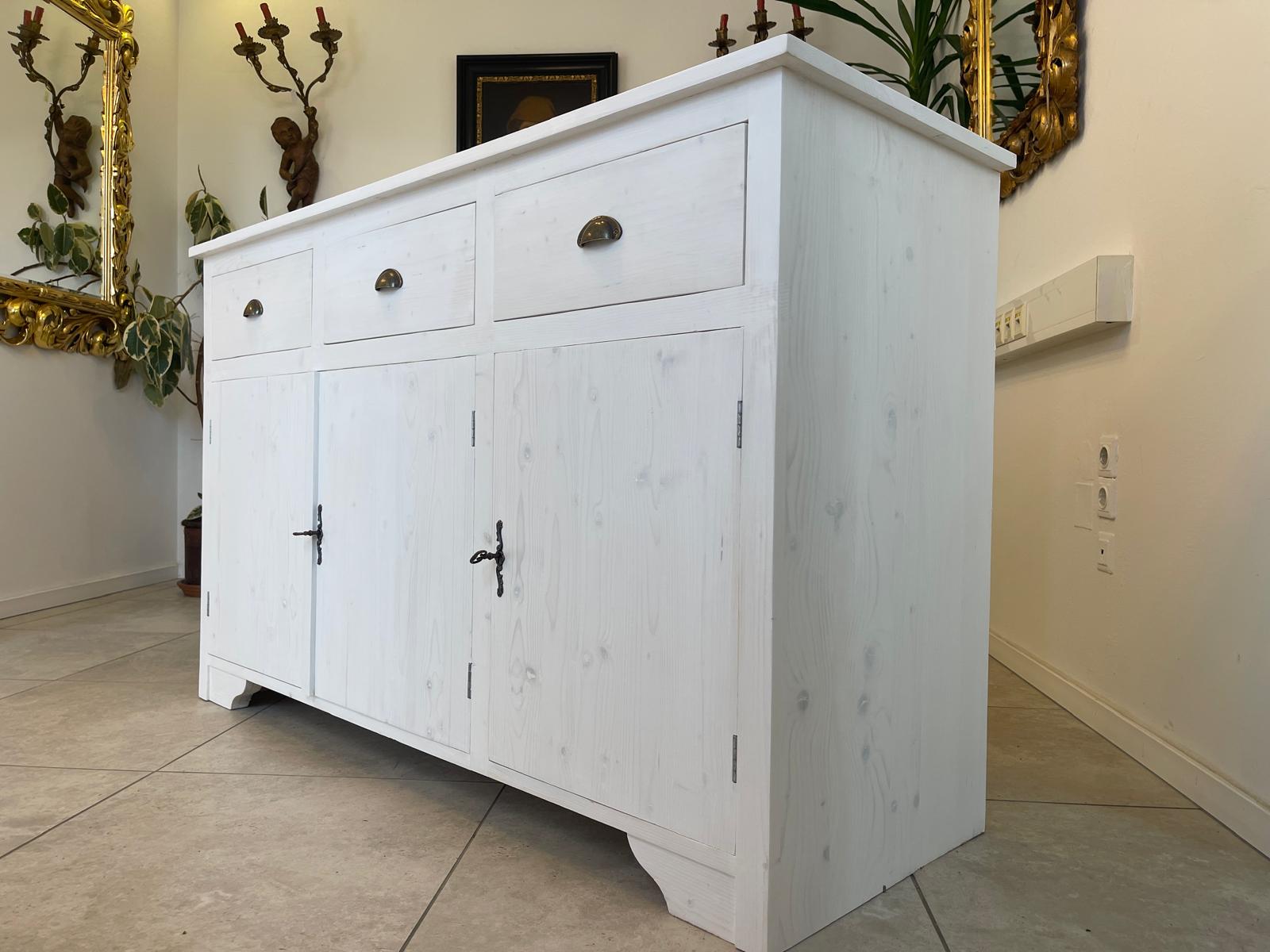 Bäuerliche Anrichte Sideboard Kommode Naturholz  Fichtenholz Weiss G1072