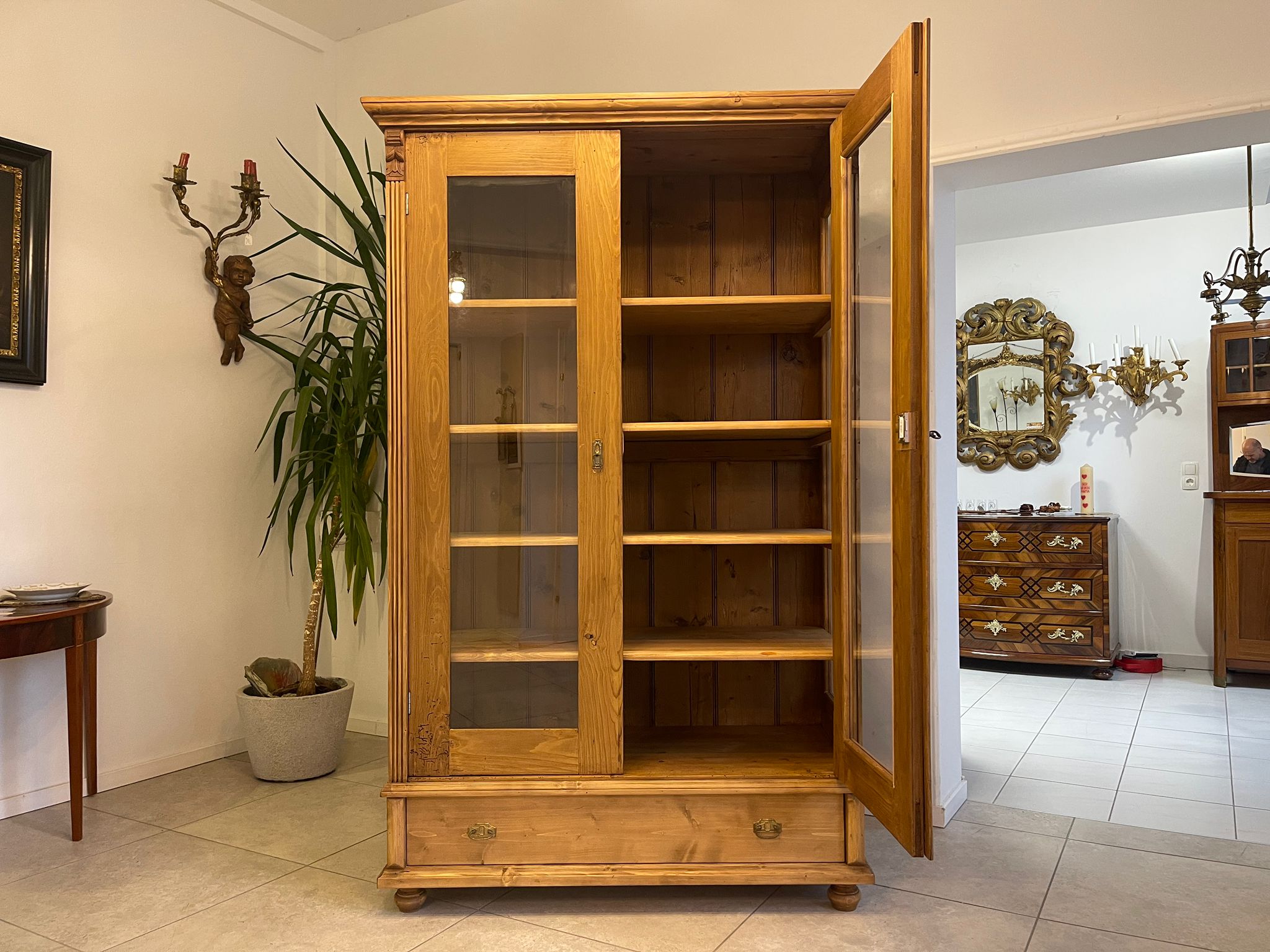 Bäuerliche Vitrine Bauernvitrine Bauernschrank Naturholz Bücherschrank Bauernmöbel A5129