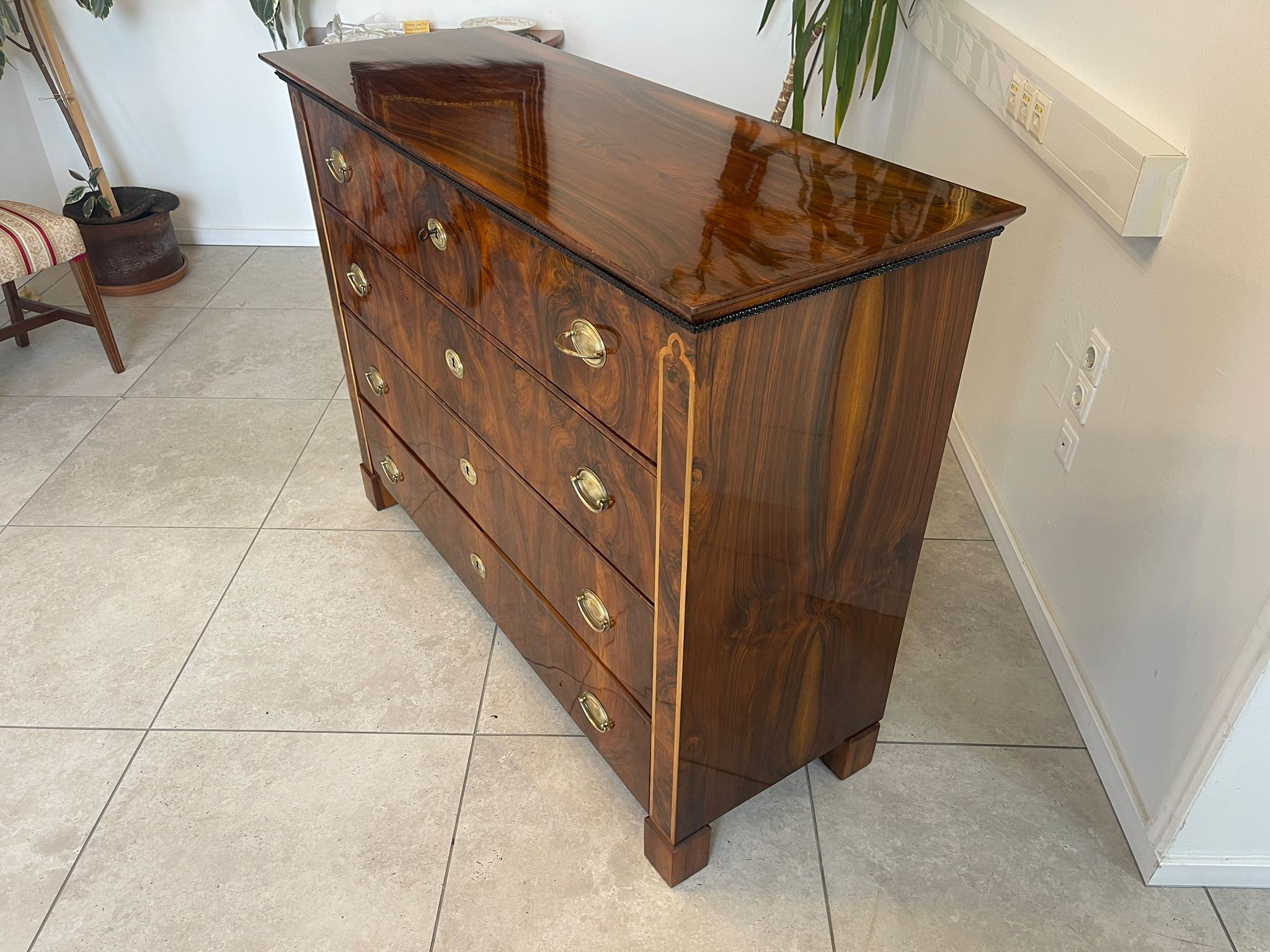 Biedermeier Kommode 4 Ladenkommode Nussholz Antiquität A5155