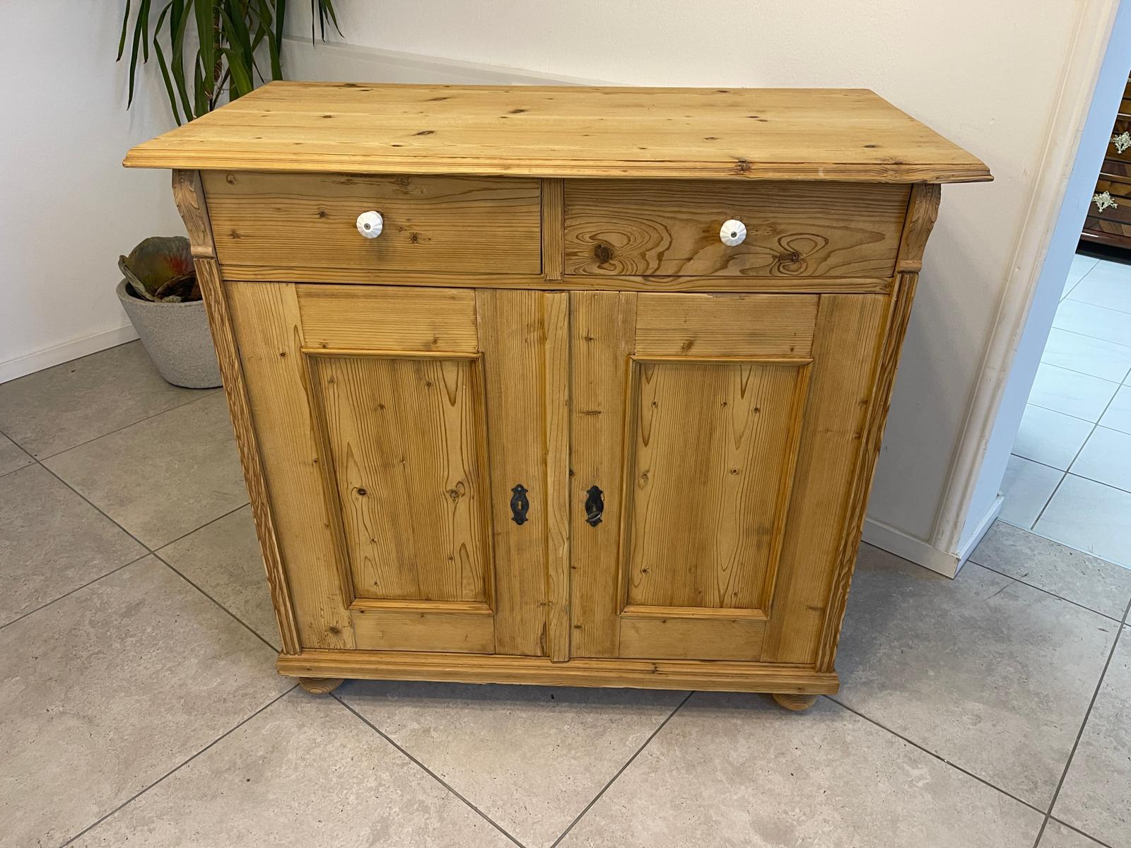 Bäuerliche Gründerzeit Anrichte Sideboard Kommode Naturholz A5117