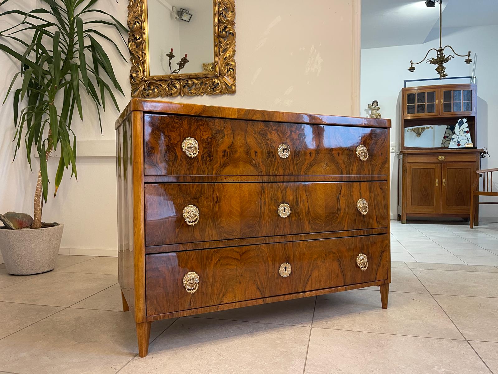 Sale Restaurierte Biedermeier Kommode 3 Ladenkommode Nussholz Antiquität G1064