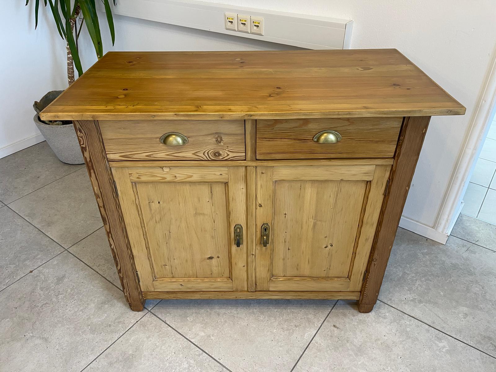 Bäuerliche Anrichte Sideboard Kommode Naturholz A5476