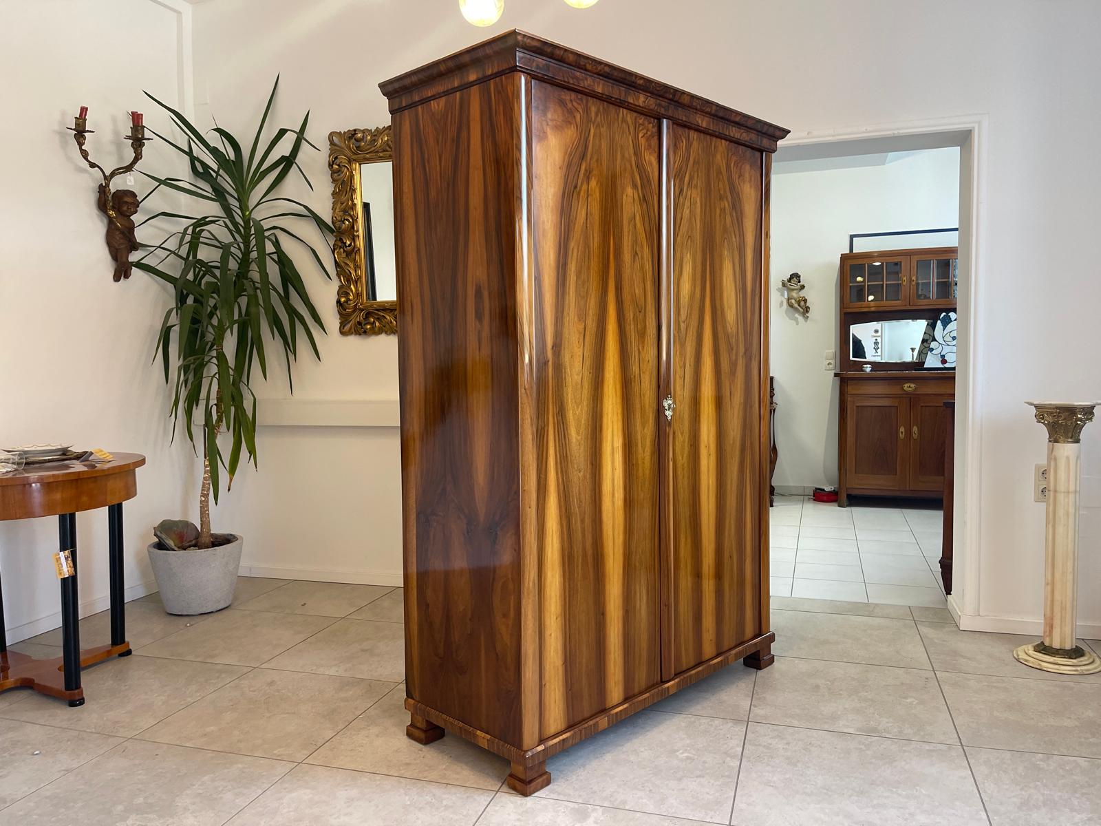 SALE Restaurierter Biedermeier Schrank Kleiderkasten Hallenschrank Antiquität G1193