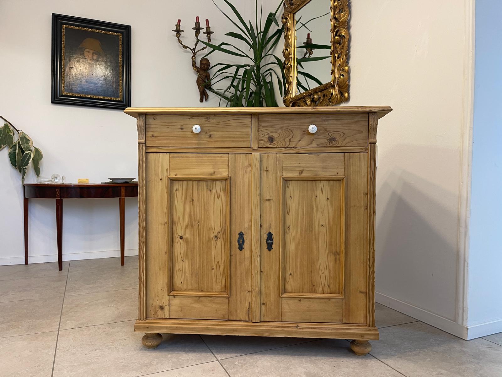 Bäuerliche Gründerzeit Anrichte Sideboard Kommode Naturholz A5117