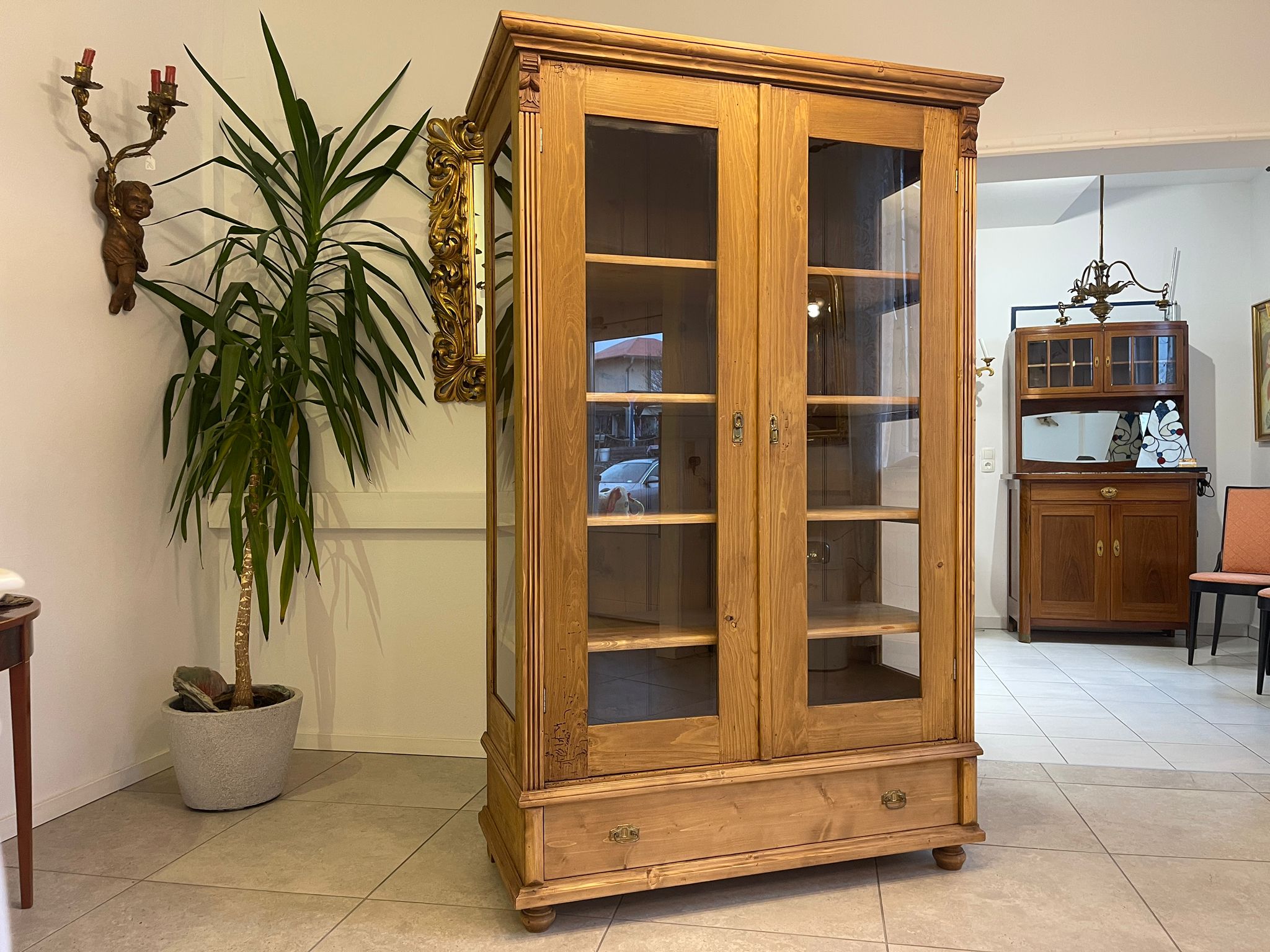 Bäuerliche Vitrine Bauernvitrine Bauernschrank Naturholz Bücherschrank Bauernmöbel A5129