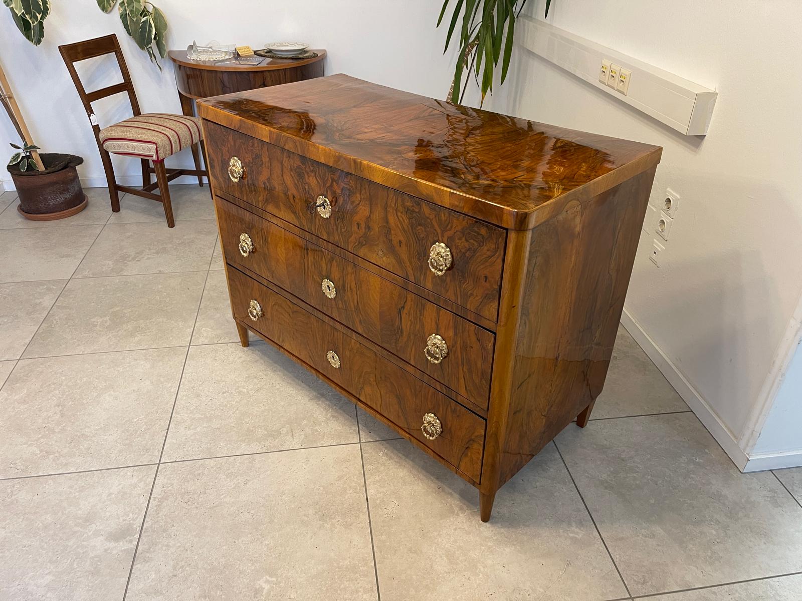 Sale Restaurierte Biedermeier Kommode 3 Ladenkommode Nussholz Antiquität G1064