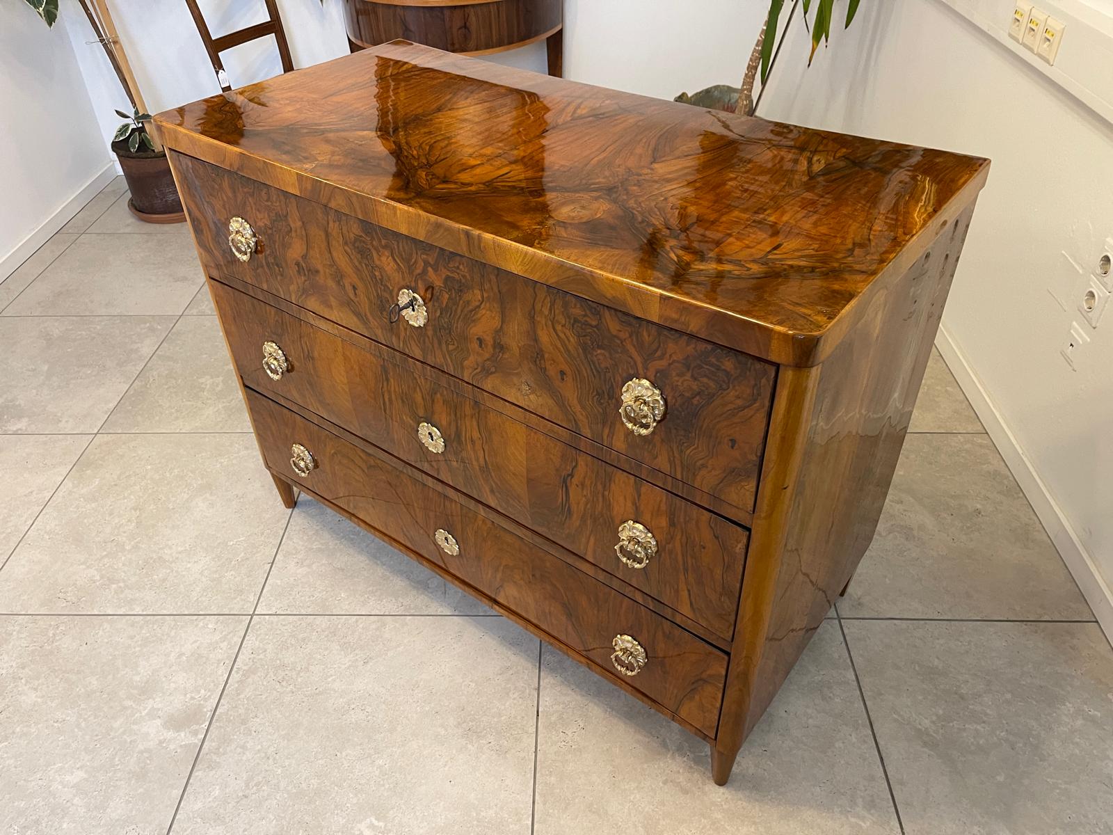 Sale Restaurierte Biedermeier Kommode 3 Ladenkommode Nussholz Antiquität G1064