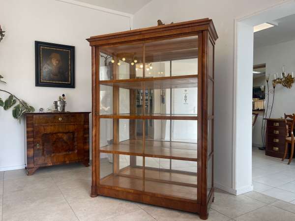 Sale Biedermeier Vitrine Bücherschrank Nussholz A4521